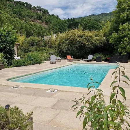 Апартаменты Effet D'art Saint-Privat (Herault)